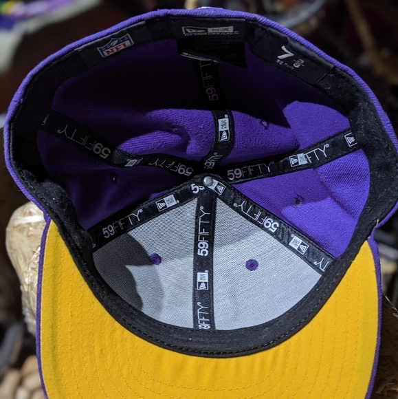 Minnesota Vikings Fitted Cap - Picture 4 of 4